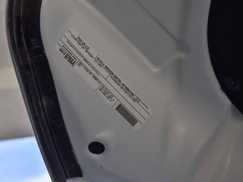 Used 2024 RAM 2500 Laramie image 28