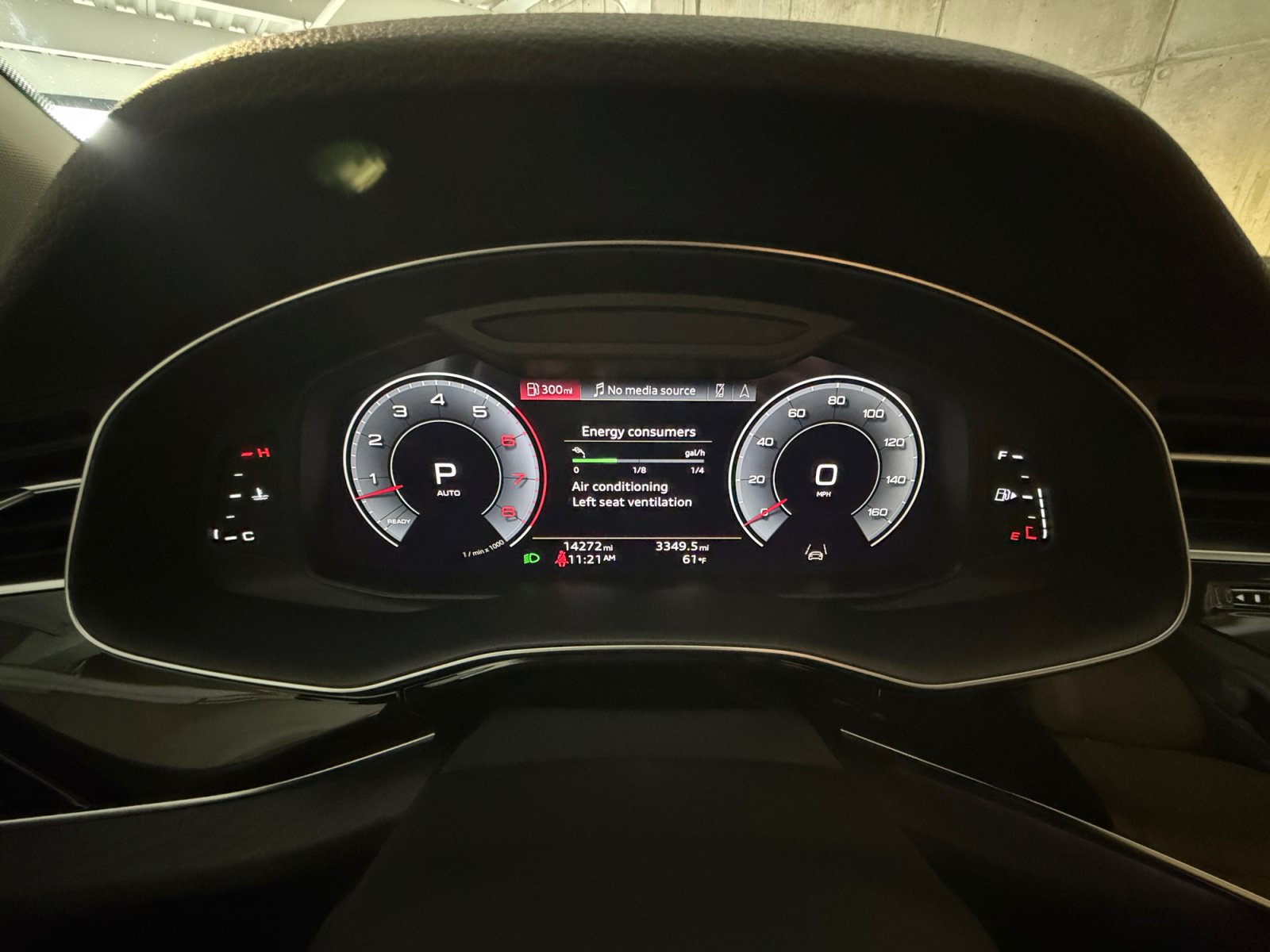 Used 2023 Audi Q8 Premium Plus AWD/4WD image 6