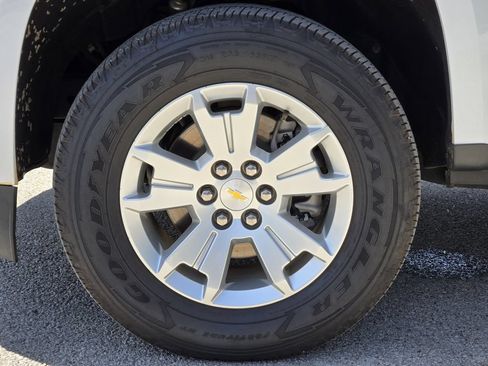 Used 2022 Chevrolet Colorado LT w/ Fleet Safety Package RWD image 12