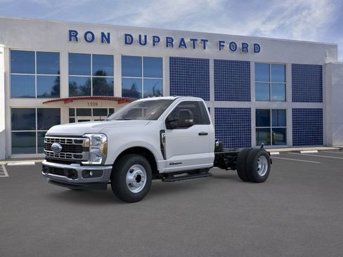 New 2025 Ford F350 XL w/ XL Chrome Package image 2