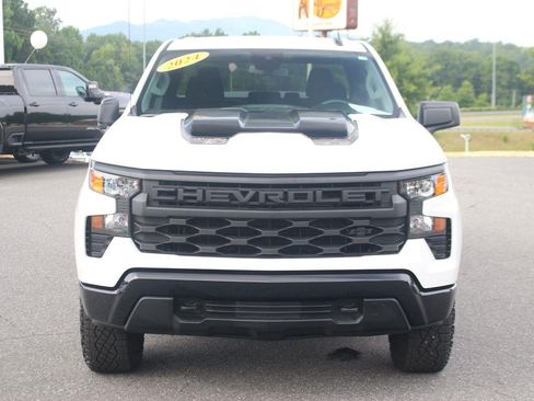 Used 2024 Chevrolet Silverado 1500 Custom Trail Boss w/ Realtree Special Edition AWD/4WD image 2