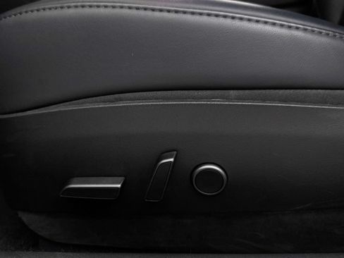 Used 2023 Tesla Model 3 Standard Range RWD image 29