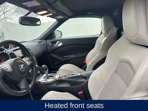 Used 2016 Nissan 370Z Touring Sport image 10