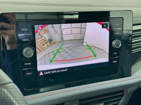 Used 2025 Volkswagen Jetta GLI Autobahn image 14