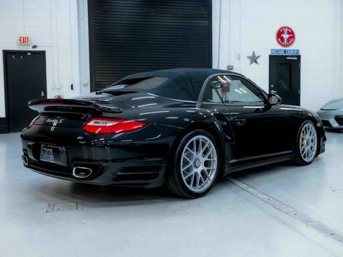Used 2011 Porsche 911 Turbo S image 12