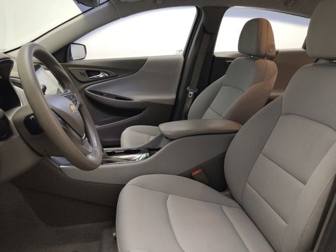 Used 2019 Chevrolet Malibu LS FWD image 17