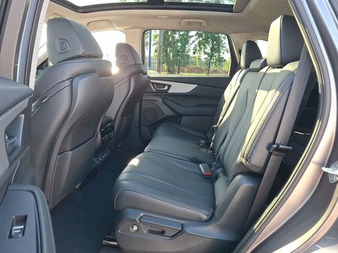 Used 2024 Acura MDX SH-AWD image 11