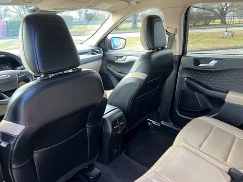 Used 2020 Ford Escape SEL image 26