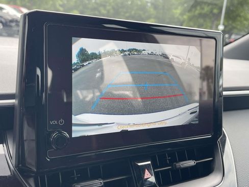 Used 2026 Toyota Corolla SE FWD image 27