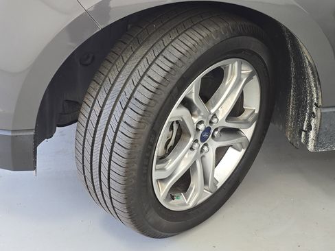 Used 2018 Ford Edge Titanium w/ Equipment Group 301A image 33