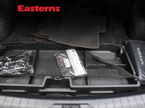 Used 2023 Nissan Altima 2.5 SR w/ SR Premium Package image 9