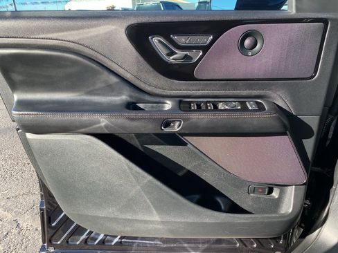 Used 2021 Lincoln Aviator Reserve image 37
