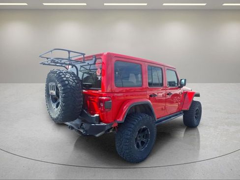 Used 2019 Jeep Wrangler Unlimited Rubicon AWD/4WD image 3