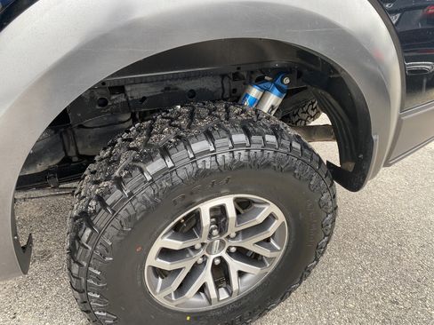 Used 2018 Ford F150 Raptor w/ Equipment Group 802A Luxury image 17