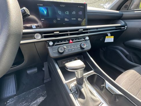 New 2026 Hyundai Santa Cruz SE FWD image 29