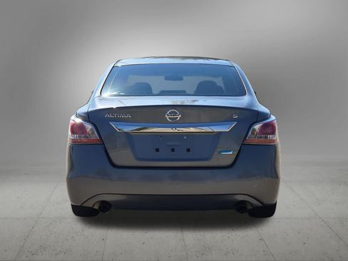 Used 2014 Nissan Altima 2.5 S FWD image 5