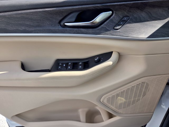 New 2027 Jeep Grand Cherokee Limited RWD image 26
