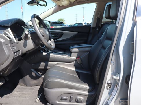 Used 2024 Nissan Murano SV w/ SV Midnight Edition Package AWD/4WD image 9
