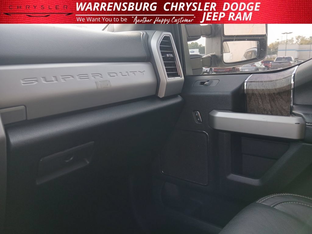 Used 2019 Ford F350 Lariat w/ Lariat Ultimate Package AWD/4WD image 18