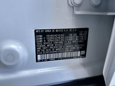 Used 2023 Honda HR-V LX image 12