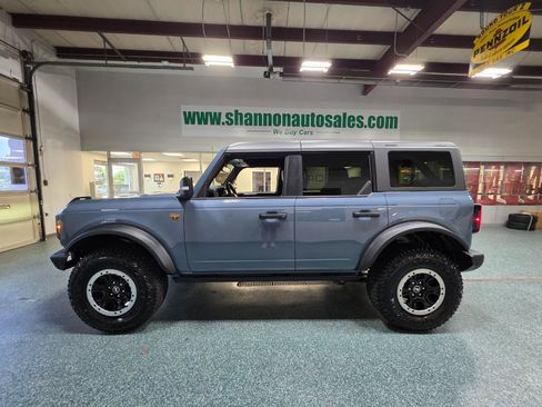 Used 2024 Ford Bronco Badlands AWD/4WD image 11