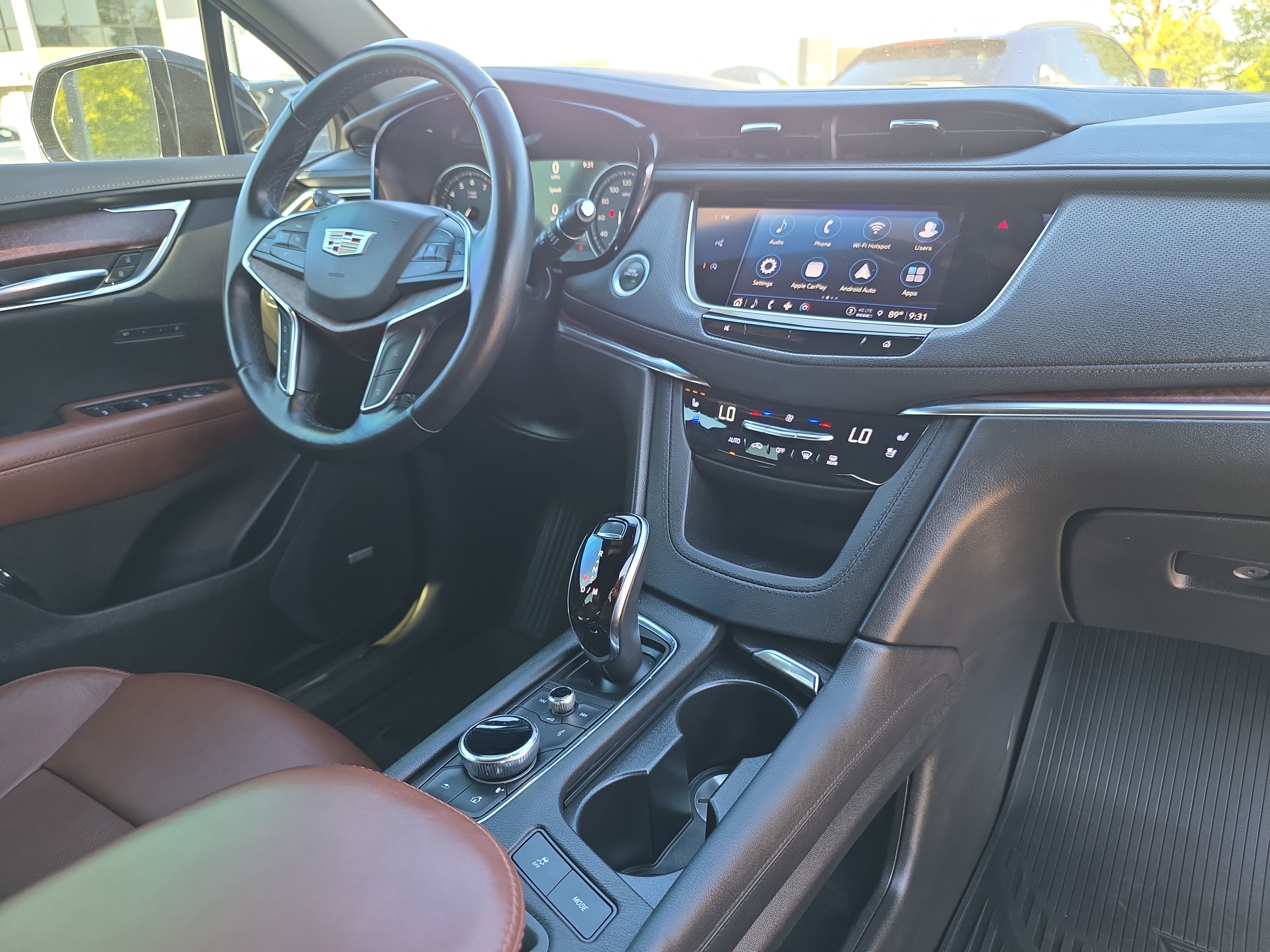 Used 2022 Cadillac XT5 Premium Luxury w/ Technology Package FWD image 16