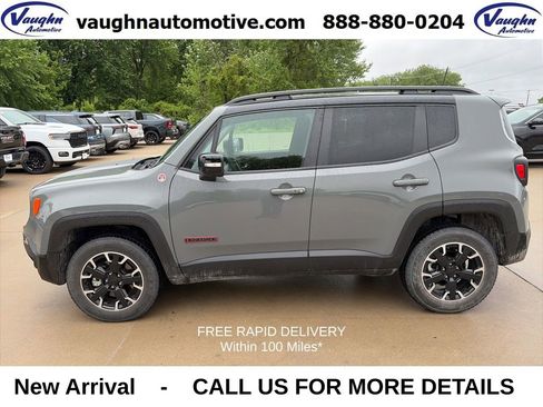 Used 2023 Jeep Renegade Trailhawk AWD/4WD image 1