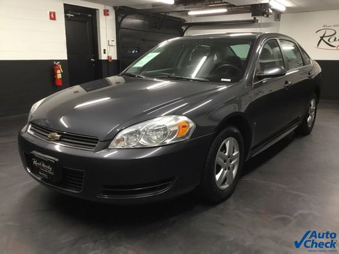 Used 2010 Chevrolet Impala LS image 5