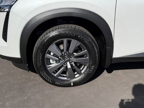 New 2026 Nissan Pathfinder SV AWD/4WD image 28