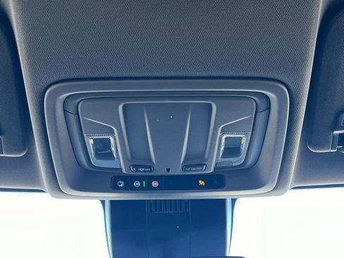 Used 2025 Chevrolet Silverado 1500 LT image 33