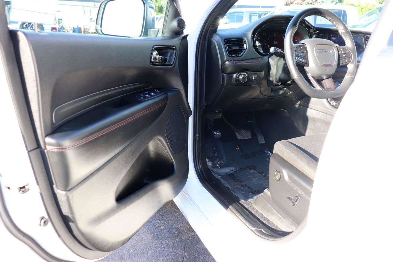 Used 2025 Dodge Durango GT AWD/4WD image 10