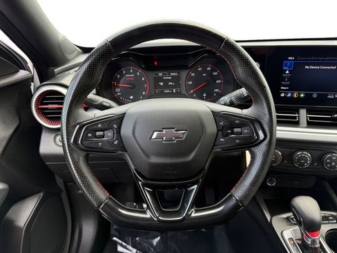 Used 2024 Chevrolet Trax RS w/ Driver Confidence Package FWD image 12