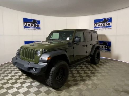 Used 2023 Jeep Wrangler Unlimited Sport w/ Sun And Sound Package AWD/4WD image 6