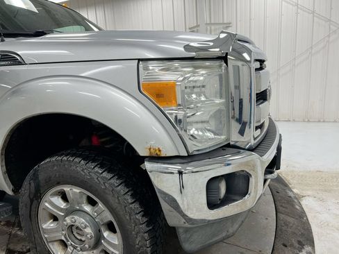 Used 2014 Ford F250 Lariat w/ Chrome Package AWD/4WD image 33