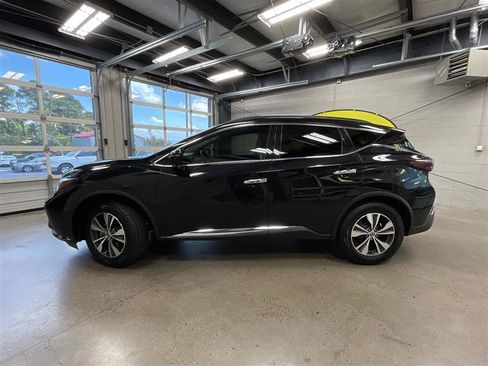 Used 2021 Nissan Murano SV AWD/4WD image 2