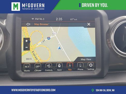 Used 2022 Jeep Wrangler Unlimited Sahara w/ Cold Weather Group AWD/4WD image 24
