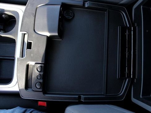 Used 2016 RAM 2500 Big Horn image 27