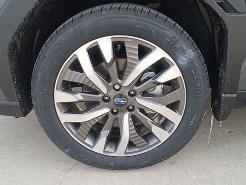New 2026 Subaru Forester Touring AWD/4WD image 33