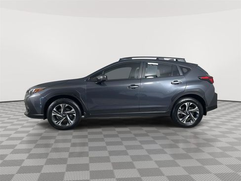 Used 2024 Subaru Crosstrek 2.0i Premium image 4
