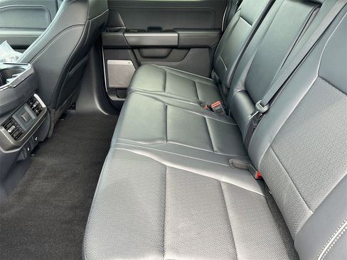 New 2025 Ford F150 Lariat w/ Equipment Group 501A Mid image 27