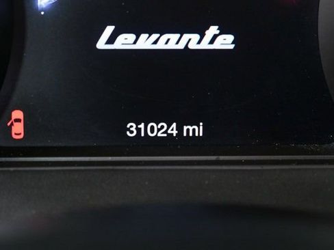 Used 2022 Maserati Levante Modena image 14