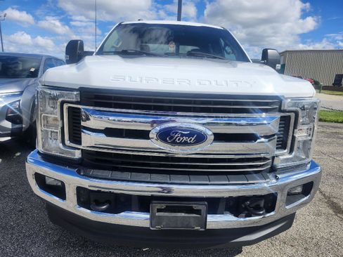 Used 2018 Ford F350 XLT w/ XLT Value Package AWD/4WD image 8