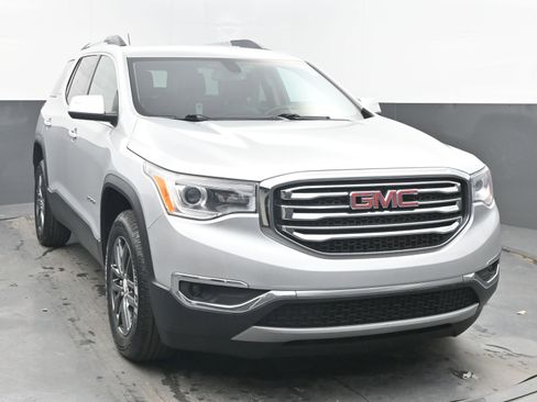 Used 2019 GMC Acadia SLT image 2