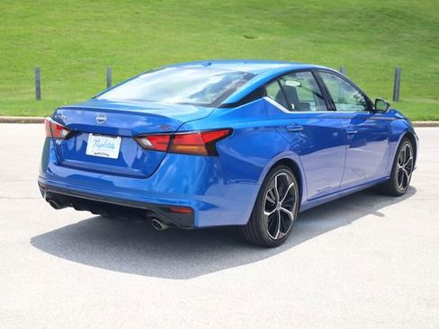 Used 2025 Nissan Altima 2.5 SR FWD image 4