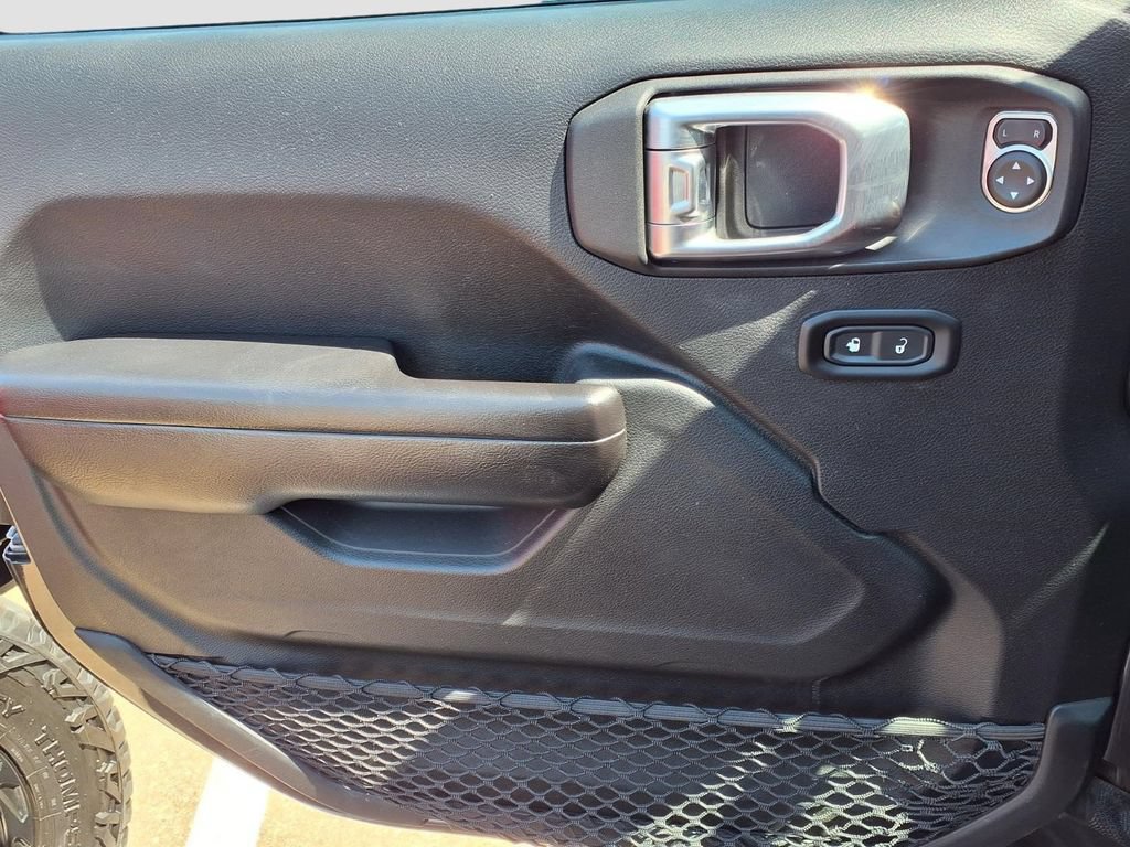 Used 2020 Jeep Wrangler Unlimited Rubicon AWD/4WD image 21