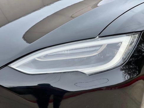Used 2018 Tesla Model S 75D image 36