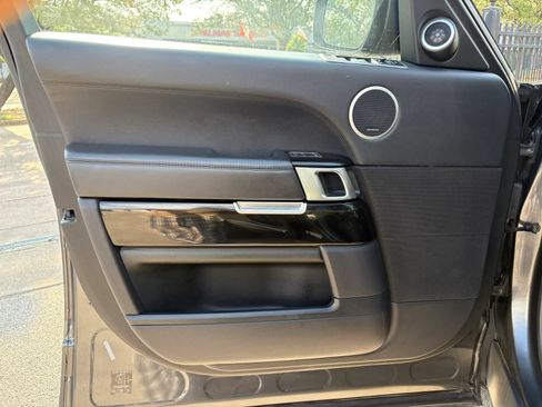 Used 2016 Land Rover Range Rover HSE AWD/4WD image 6