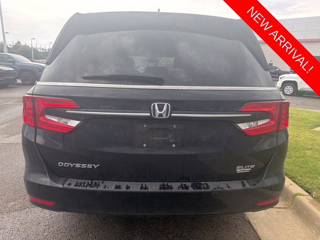 Used 2024 Honda Odyssey Elite image 5