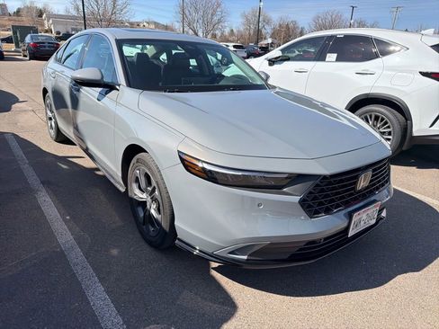 Used 2024 Honda Accord EX-L image 11