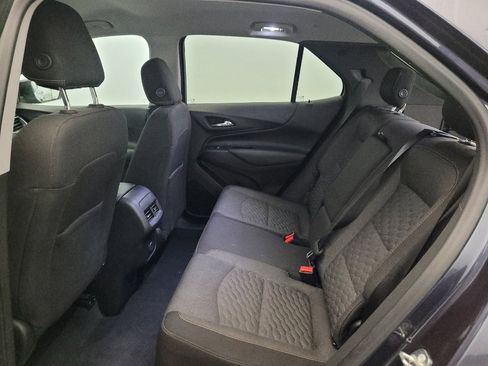 Used 2018 Chevrolet Equinox LT AWD/4WD image 18